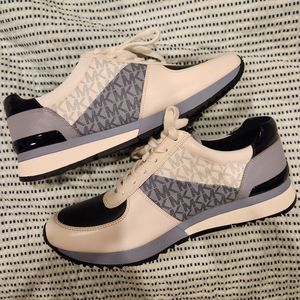 Womens brand new Michael Kors sneakers. Size 10